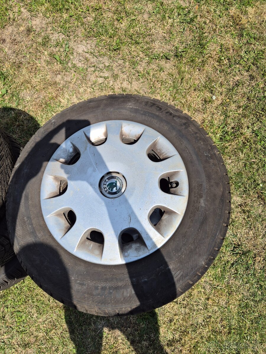 R14