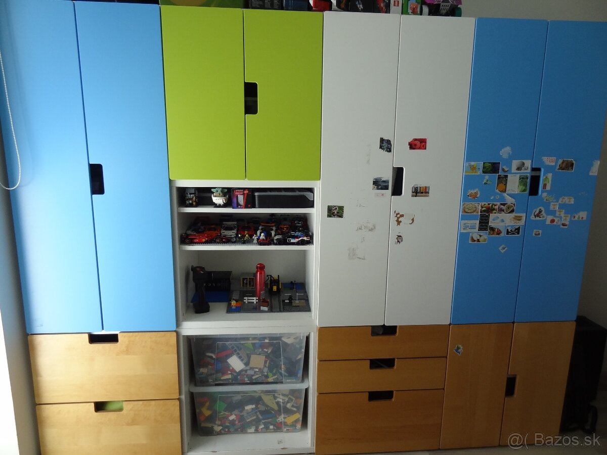 skrinky IKEA