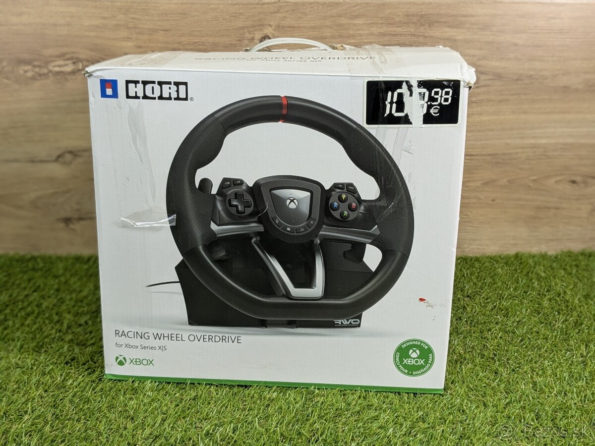Hori Racing Wheel Overdrive - volant s pedálmi pre Xbox