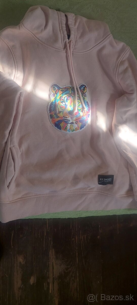 KK wear mikina