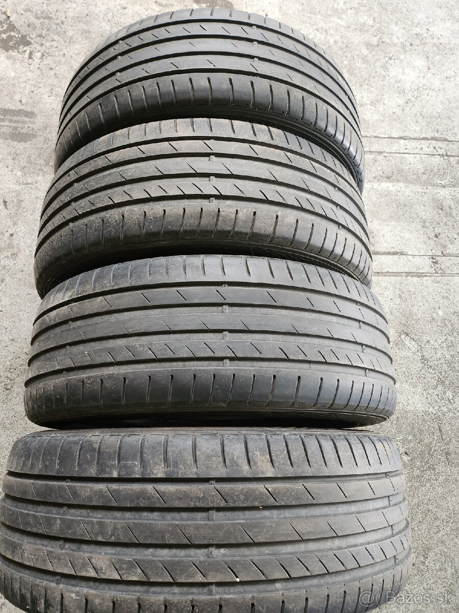 Predám 4ks letné pneu 225 45 19
