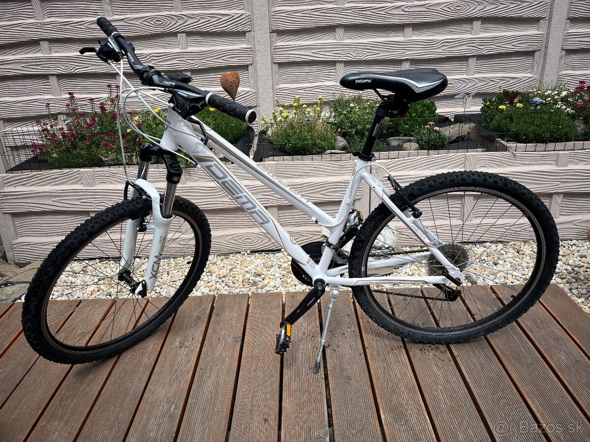 Dámsky horský bicykel