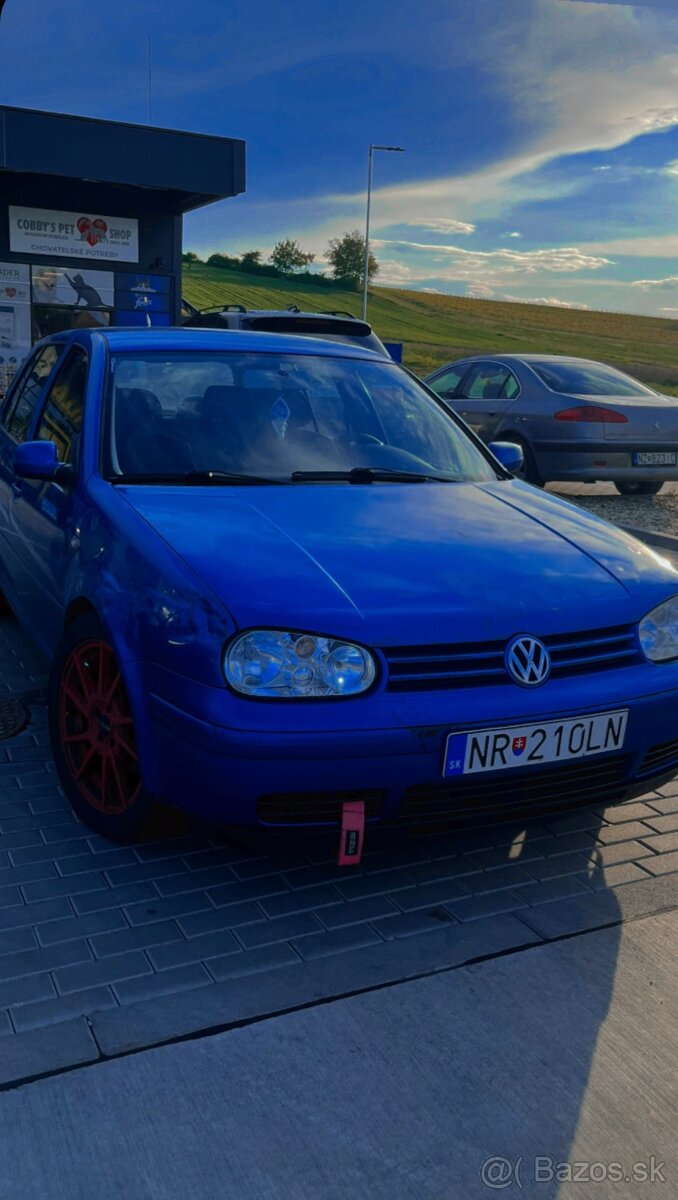 Golf 4