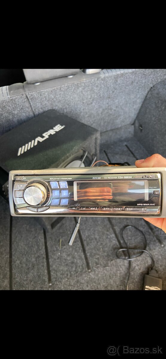 alpine radio cda-9883R