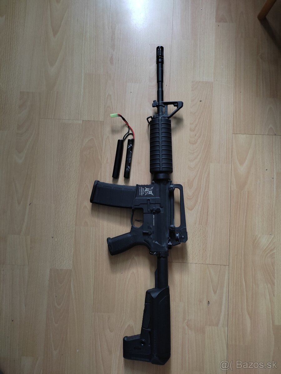 Airsoft M4 Delta Armory