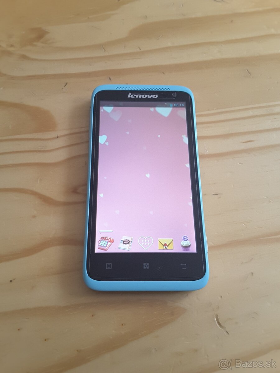 Predám mobilný telefón Lenovo S720