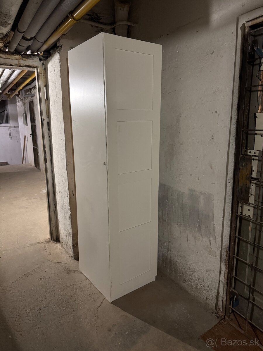 Predám skriňu PAX s dvierkami - IKEA