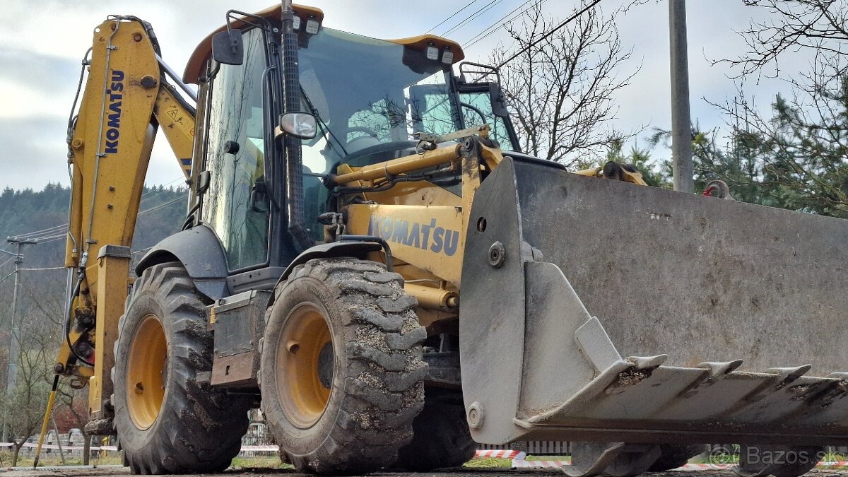 KOMATSU WB97R-8