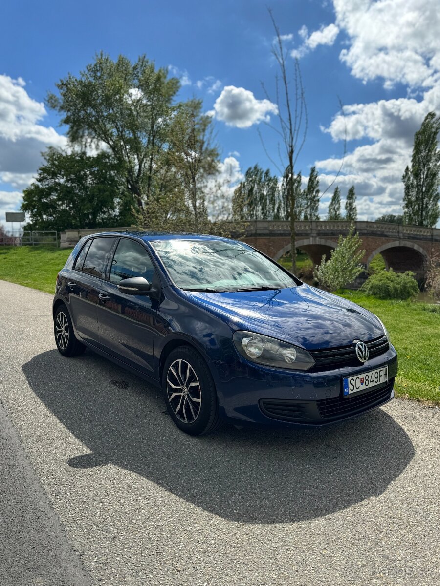 Volkswagen Golf VI