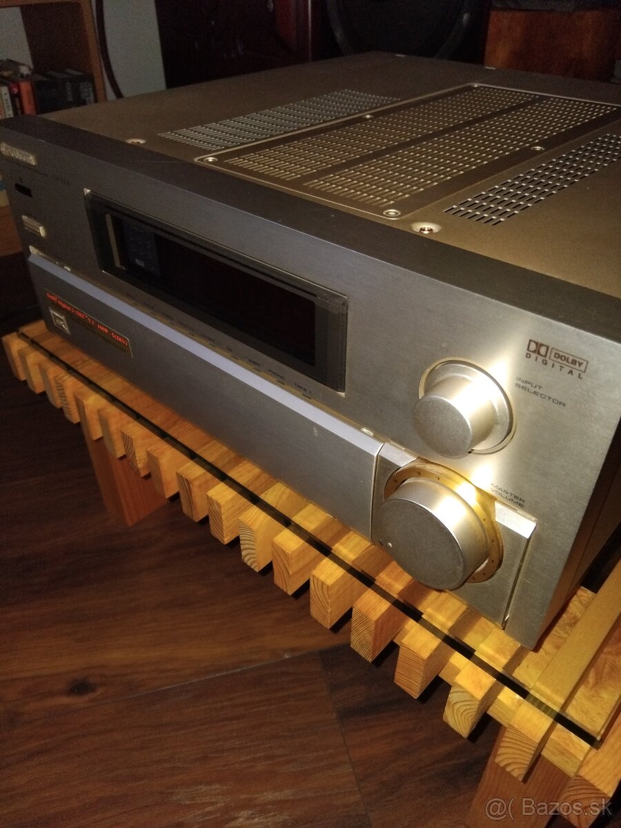 AV zosilovač PIONEER VSA-E06