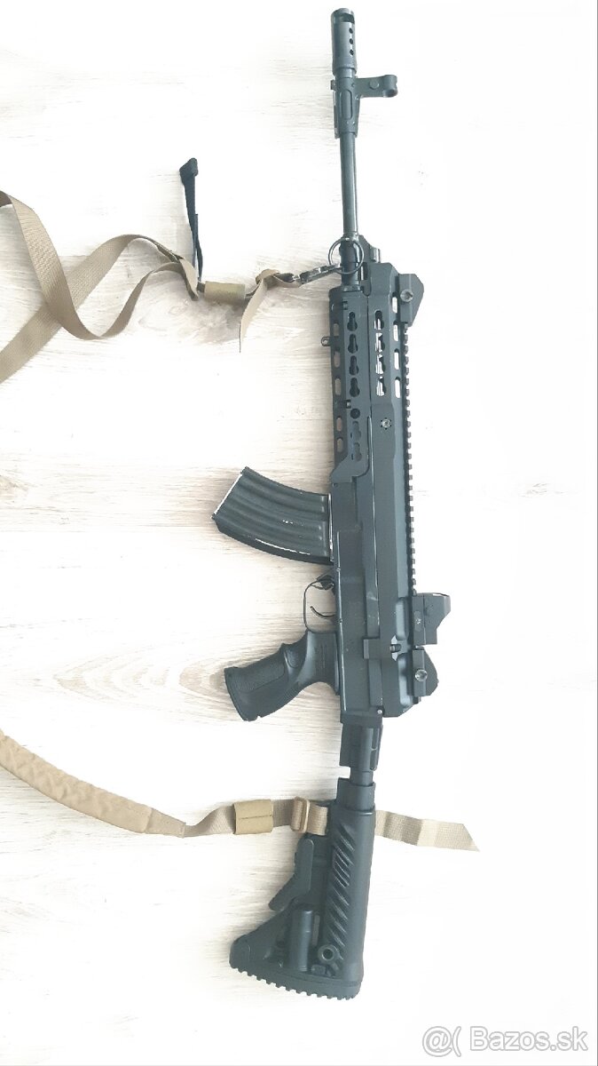 CZ 858 tactical