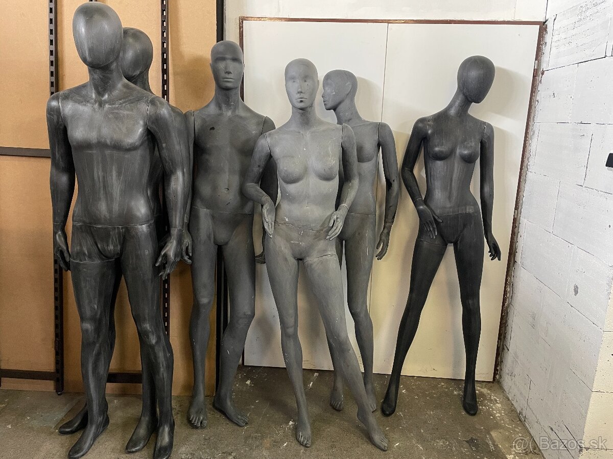 Figurína