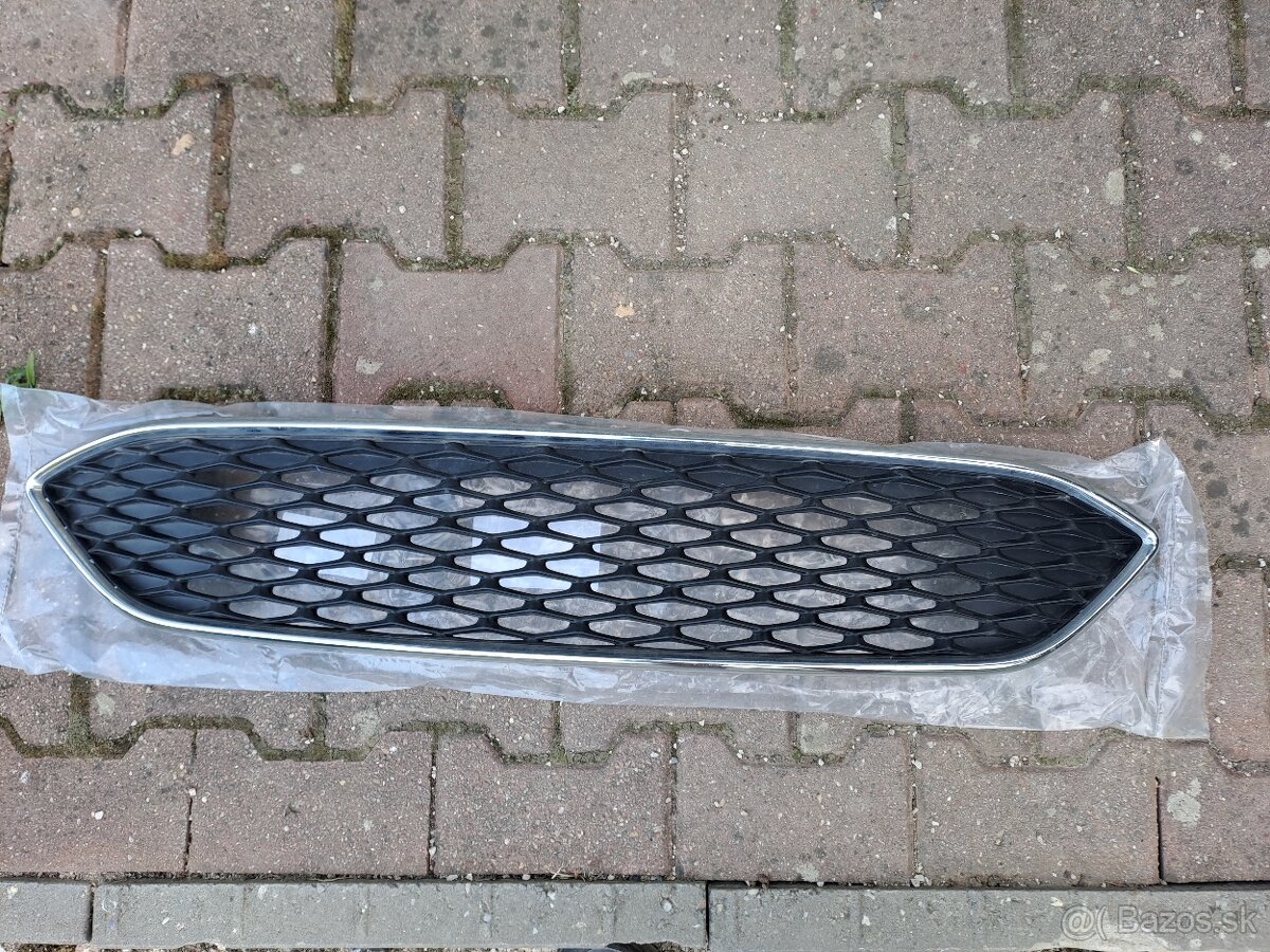 Maska ford focus 3