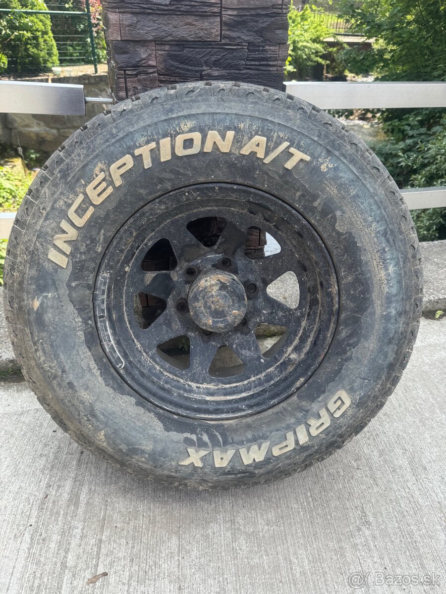 Predam disky 6x139,7 s gumami 255/70/R15