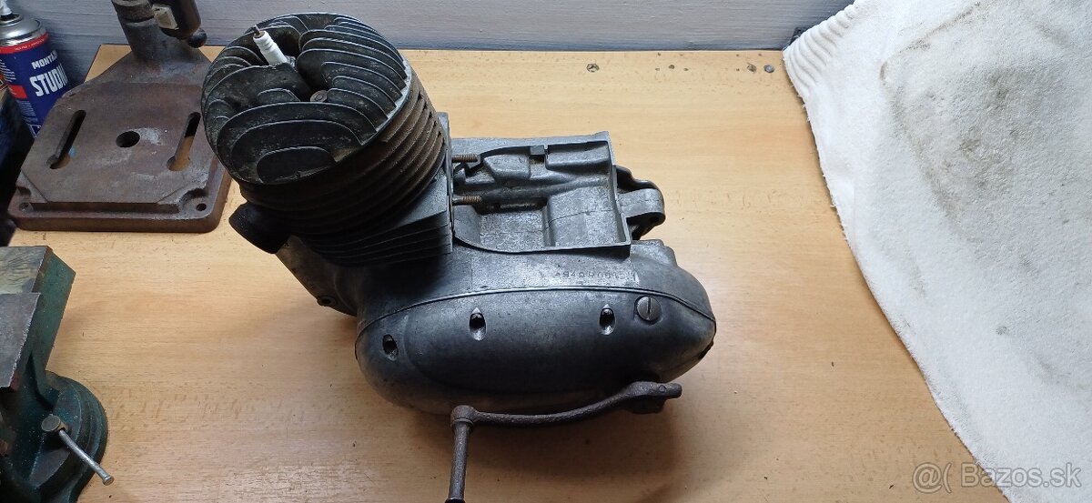 Motor jawa