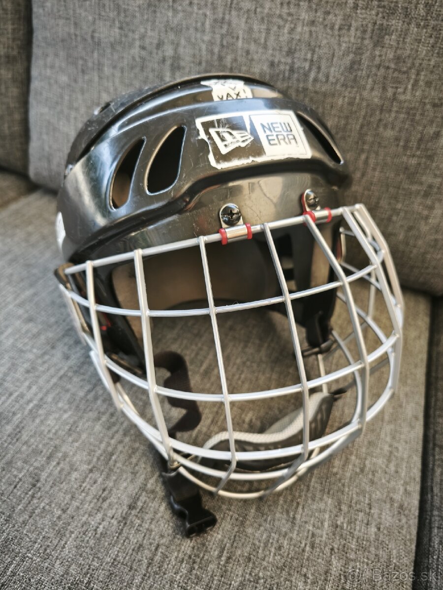 Hokejova helma s mriezkou CCM RES 300