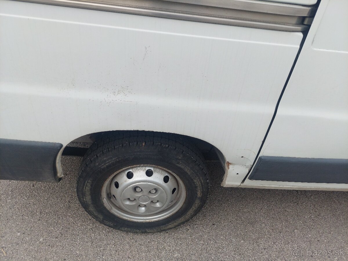 peugeot boxer 2,2 bez hrdze
