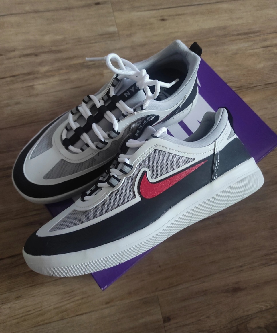 Tenisky Nike SB Nyjah Free 2 – Black/White/Red, veľkosť 38 (