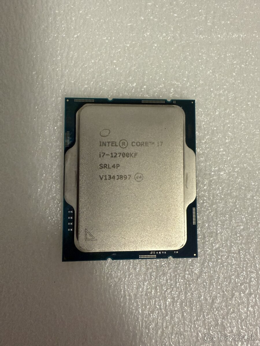 predám procesor Intel I7-12700KF