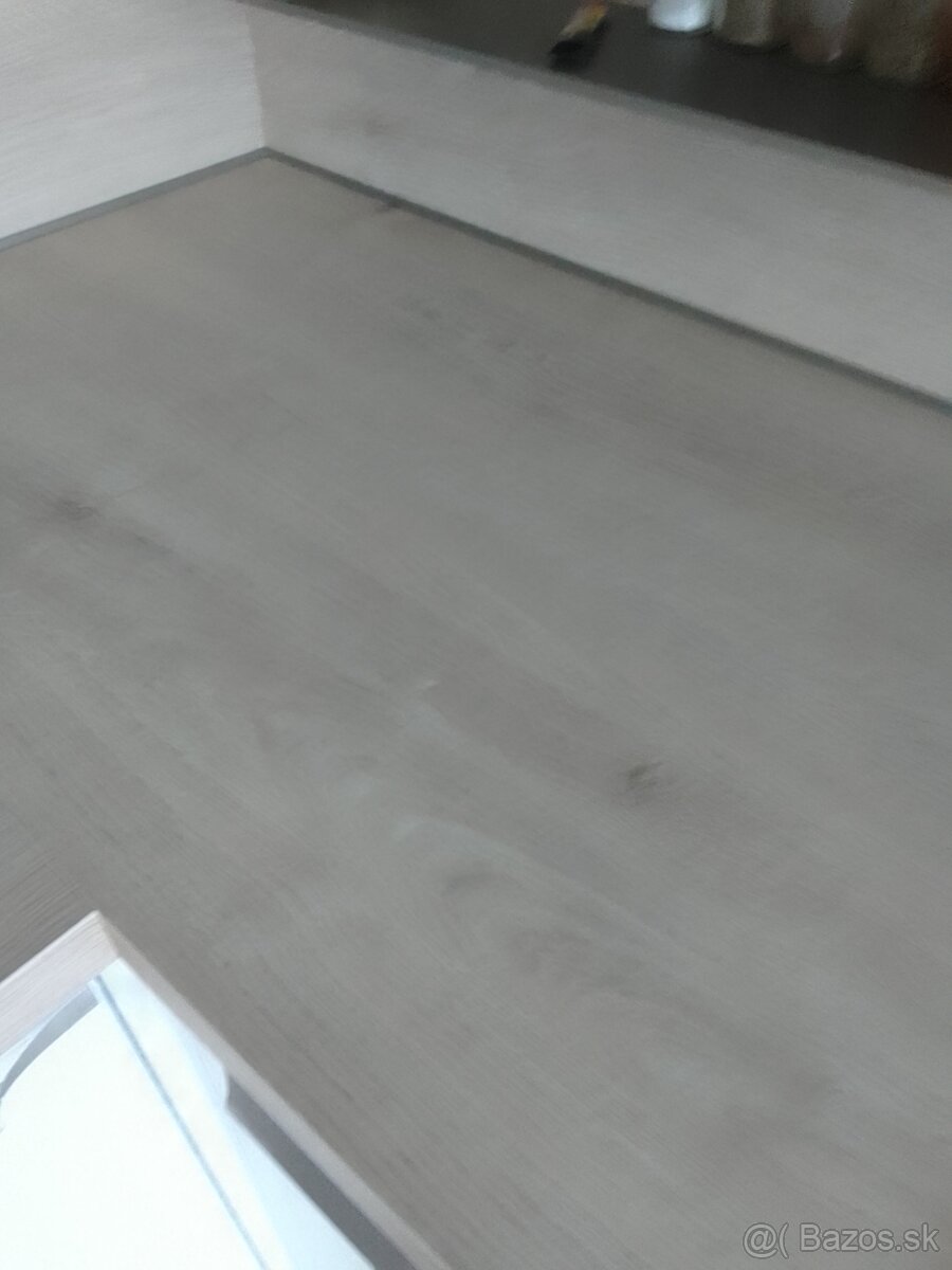 Kuchyňská pracovná doska.