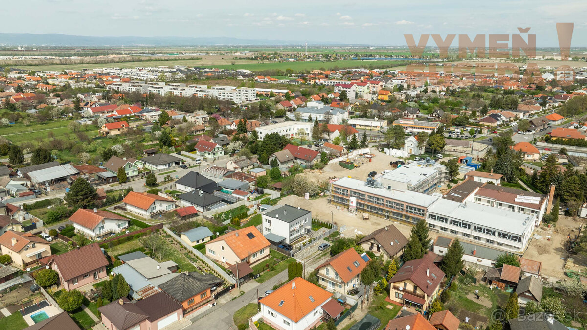 VYMEŇ SUSEDA - NA PREDAJ VÝNIMOČNÝ STAVEBNÝ POZEMOK URČENÝ 