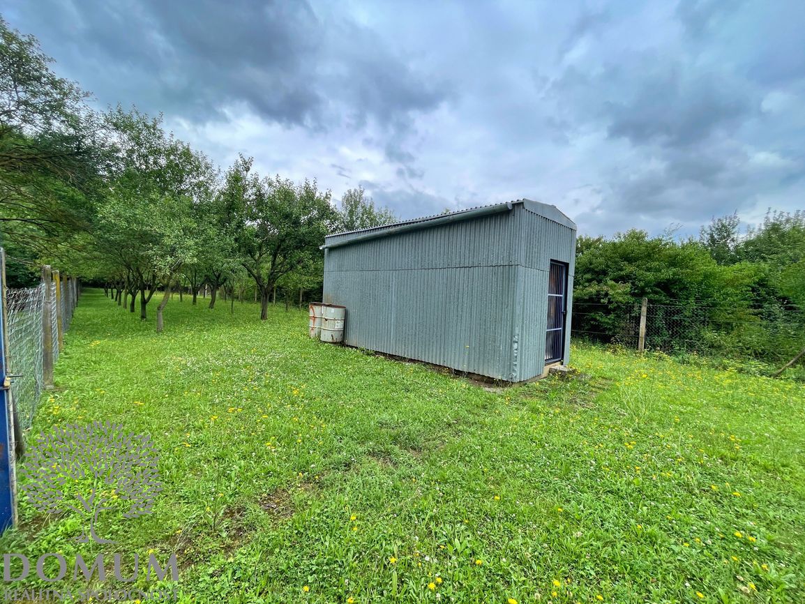 Rekreačný / stavebný pozemok 1153m2 v Novom Meste n/V