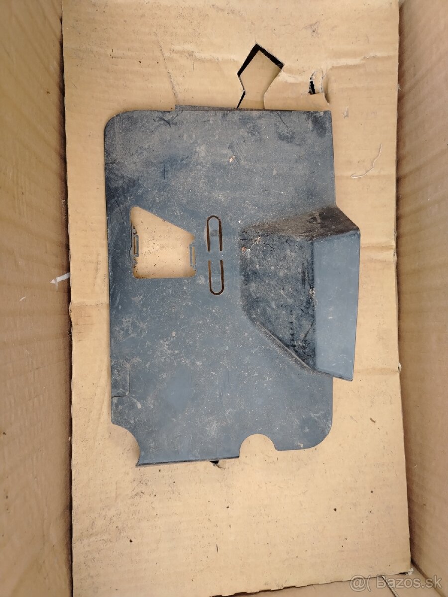 Kryt motora Renault Clio Kangoo 2