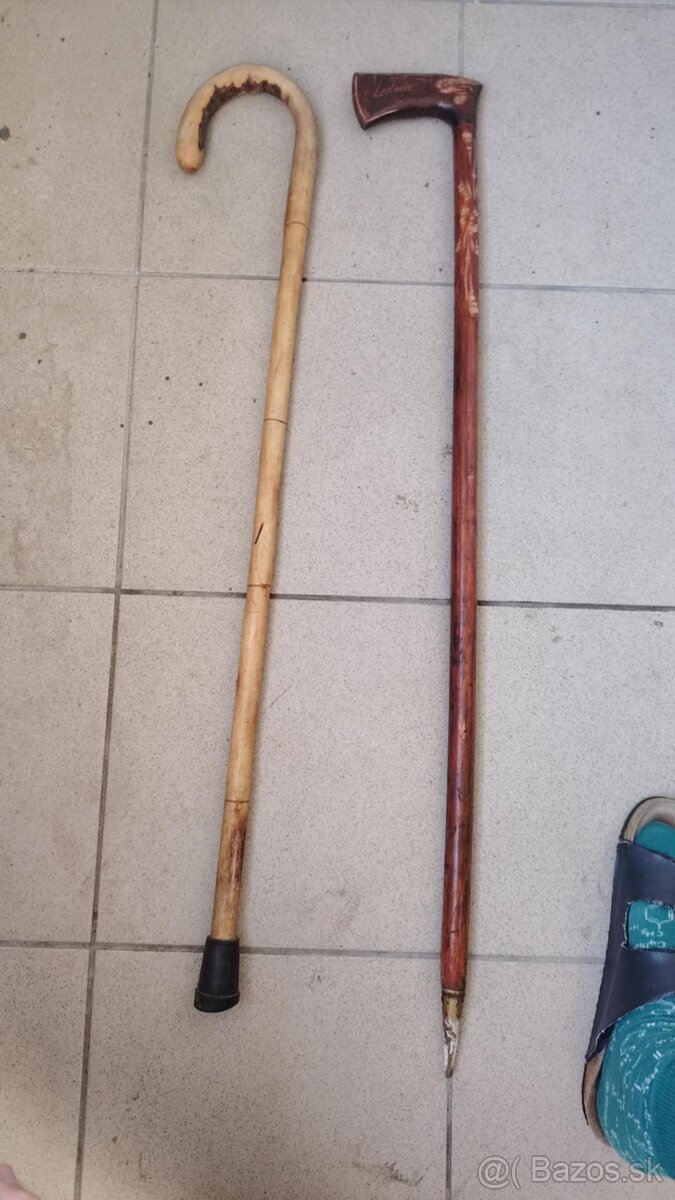 Predám starú barlu a vychádzkovú palicu