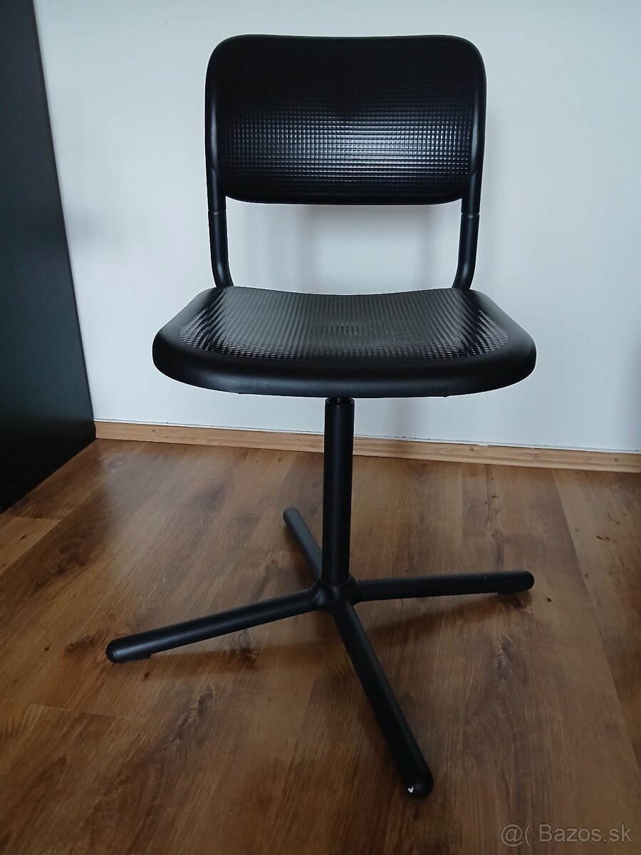 Otočná stolička IKEA SMÄLLEN 2ks