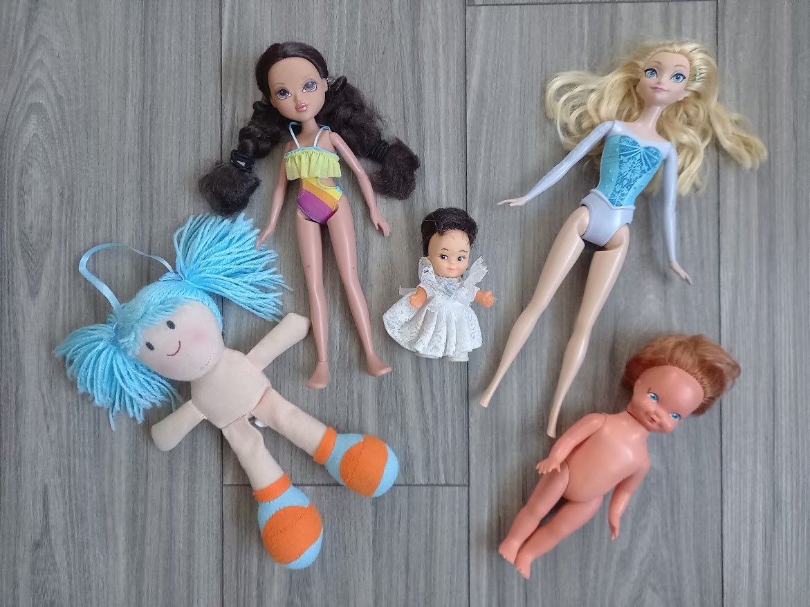 Bábiky 5 kusov-cena za všetky