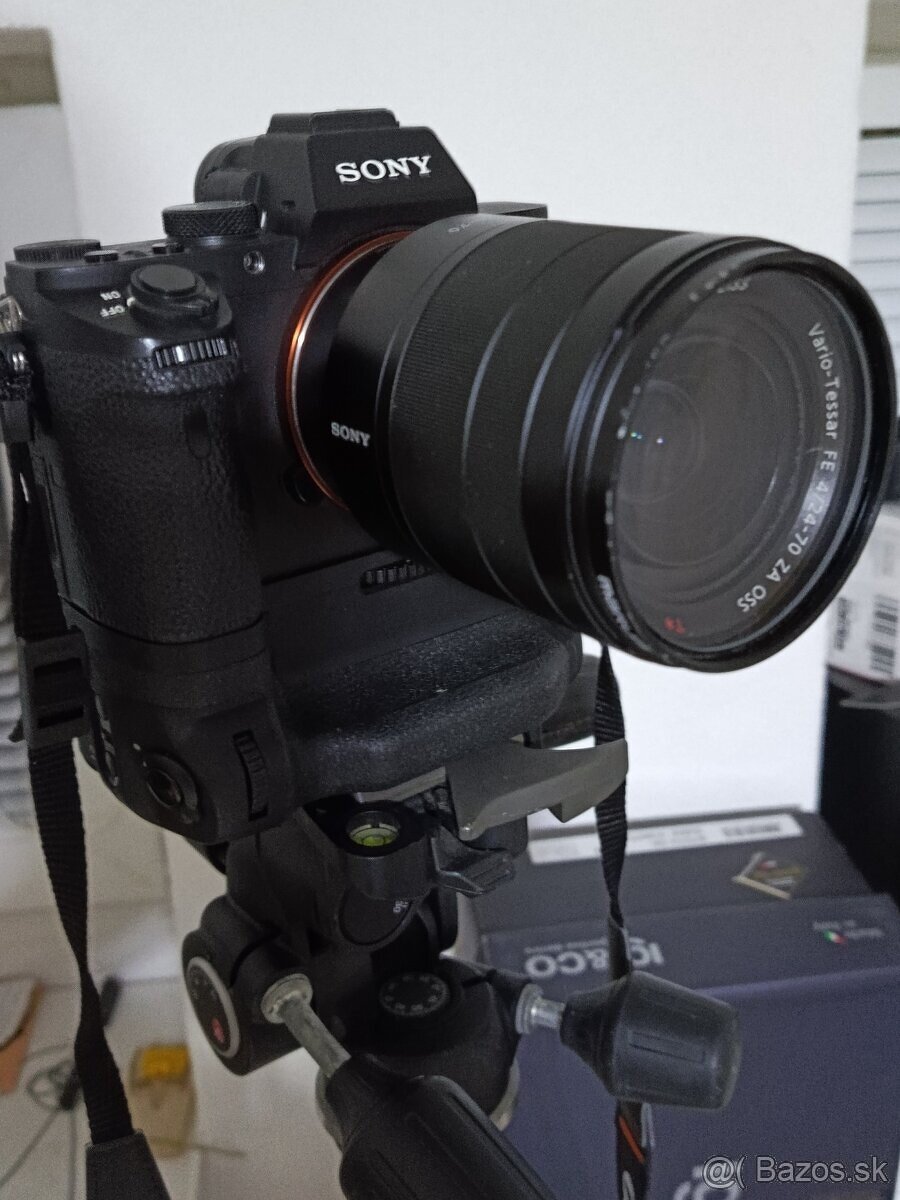 SONY A 7 R lll + Sony FE ZA 24-70 f4 oss (24-105) Canon