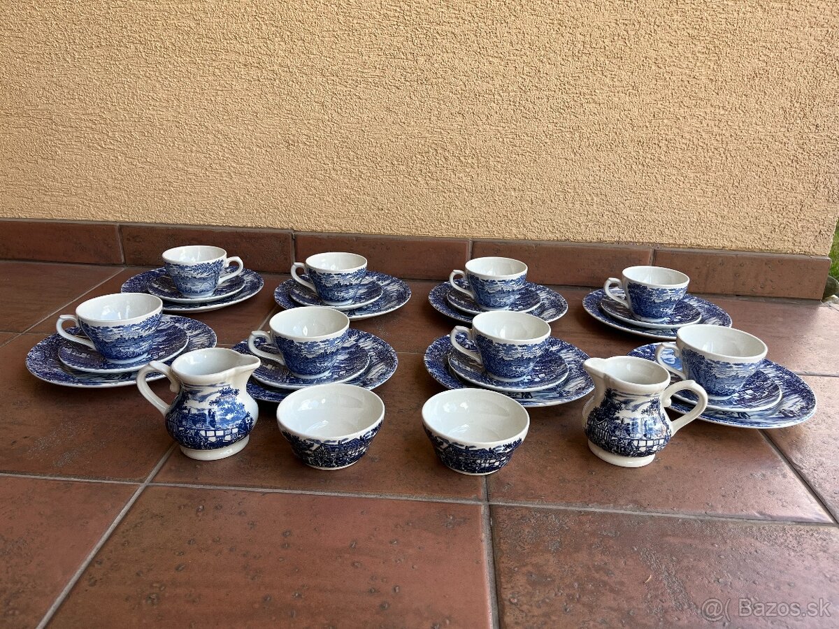 Modrý anglický porcelán