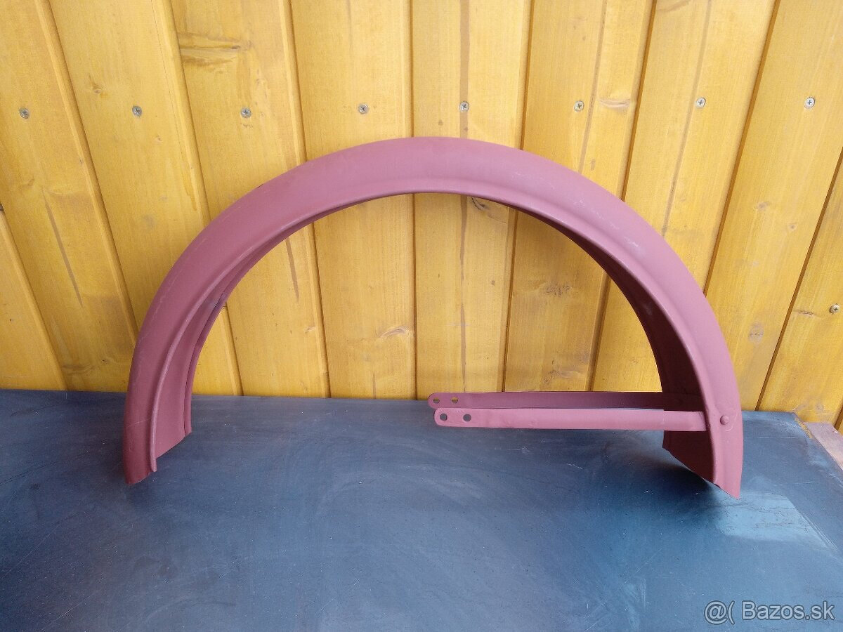 predam zadny blatnik jawa 550 prvotyp,prsicka