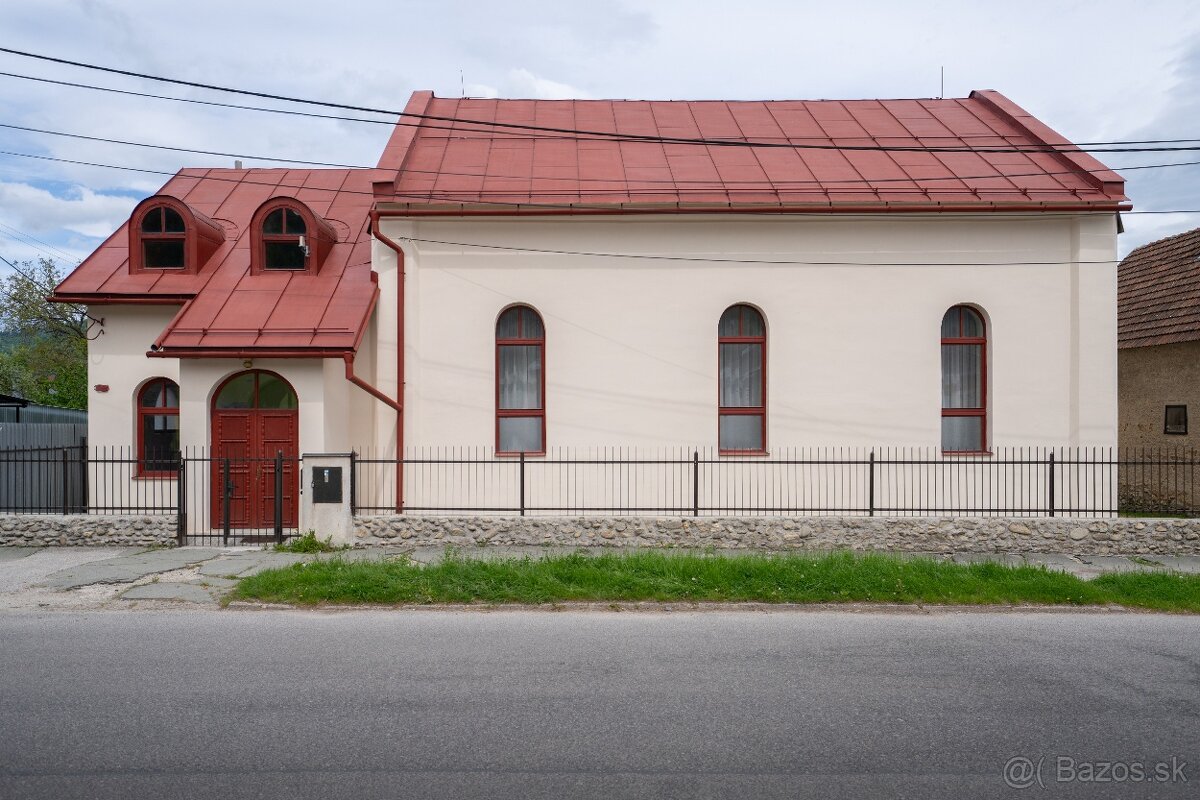 Jedinečný polyfunkčný objekt – Železničná 55, Revúca