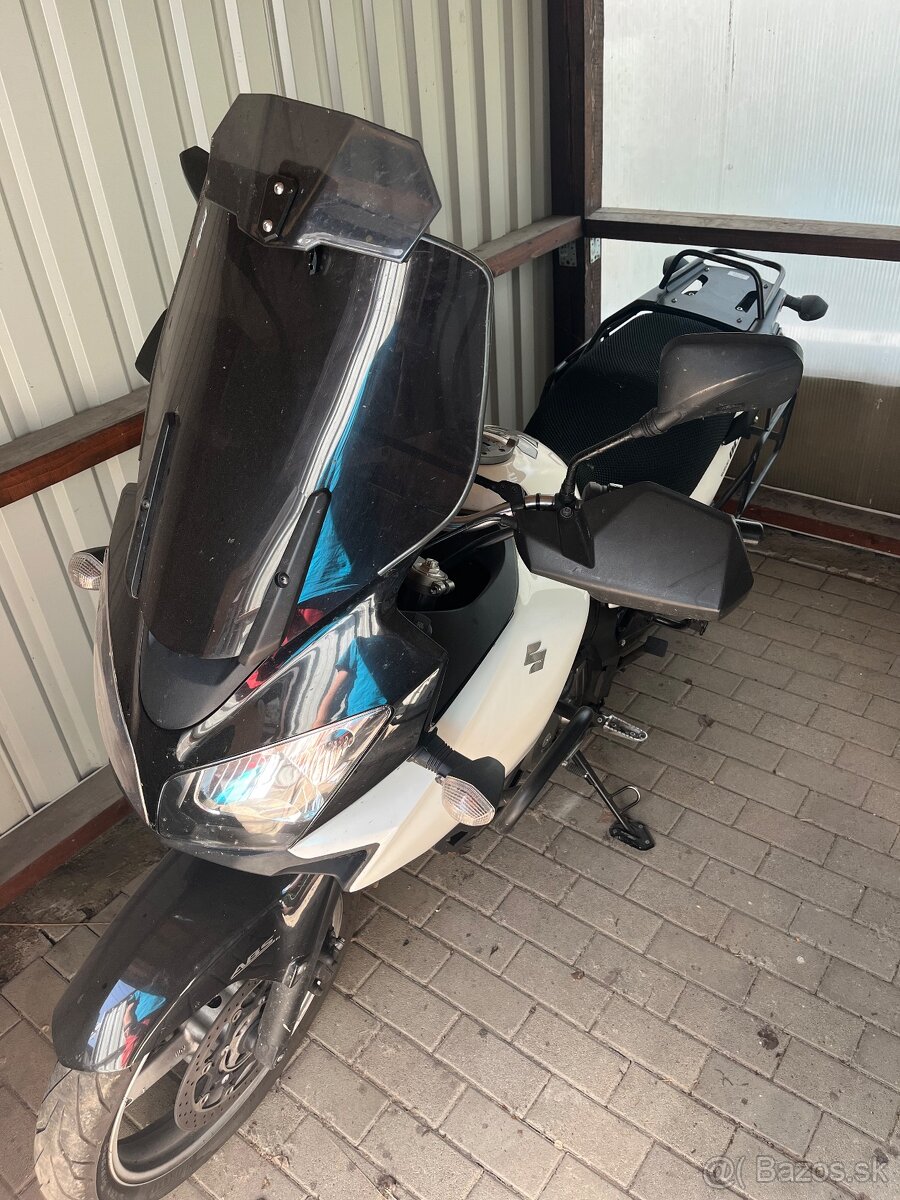 Suzuki v strom 650