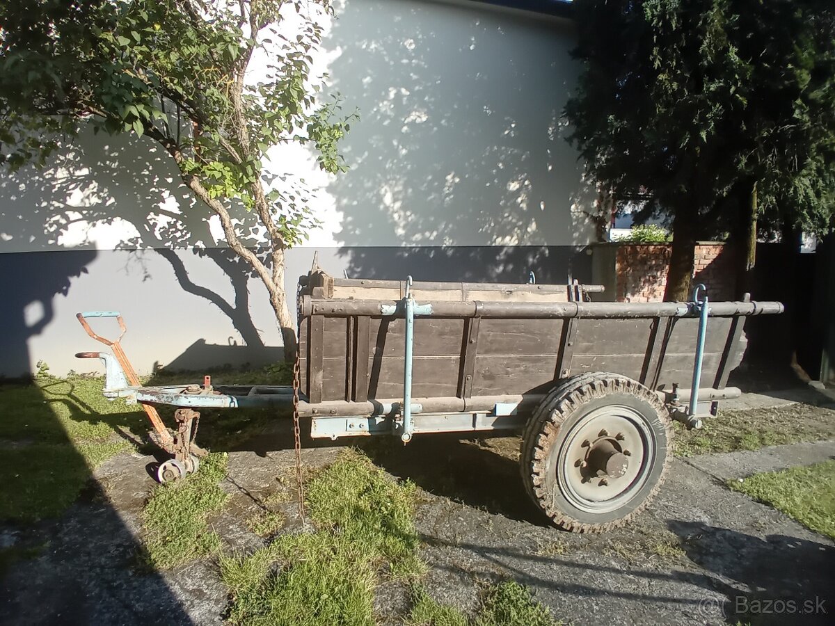 Náradie za traktor