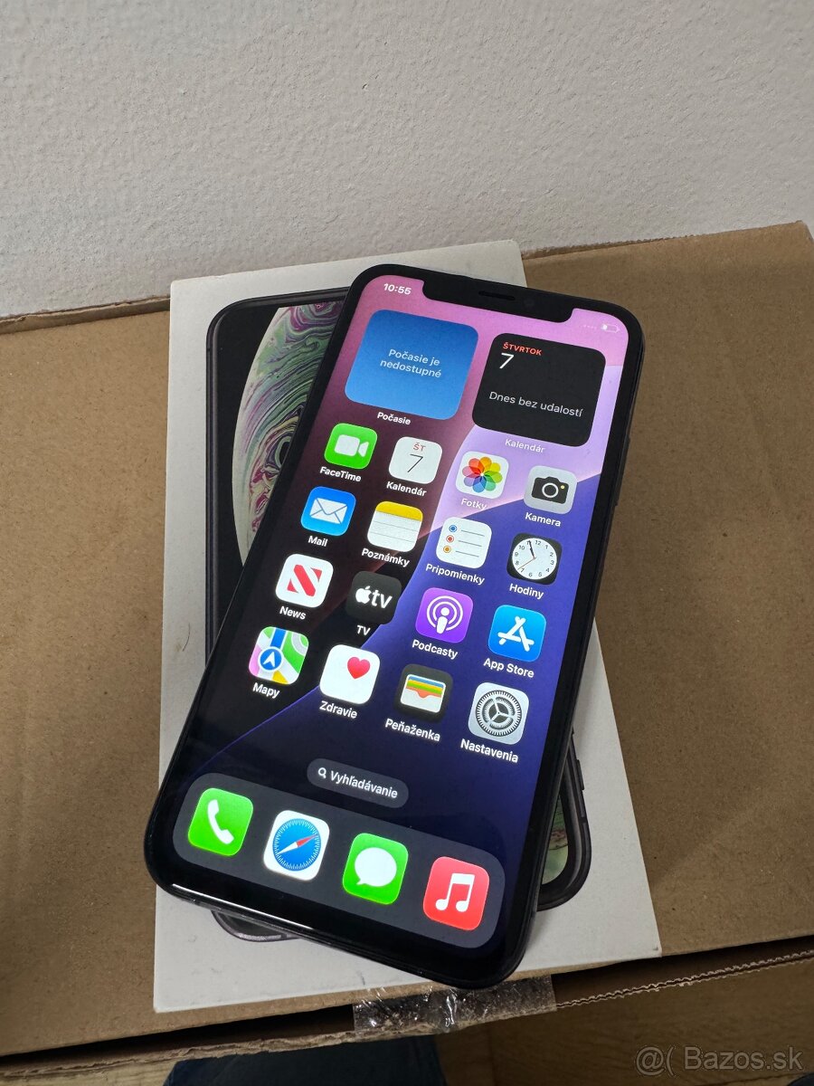 iPhone XS, 64 GB, čierny