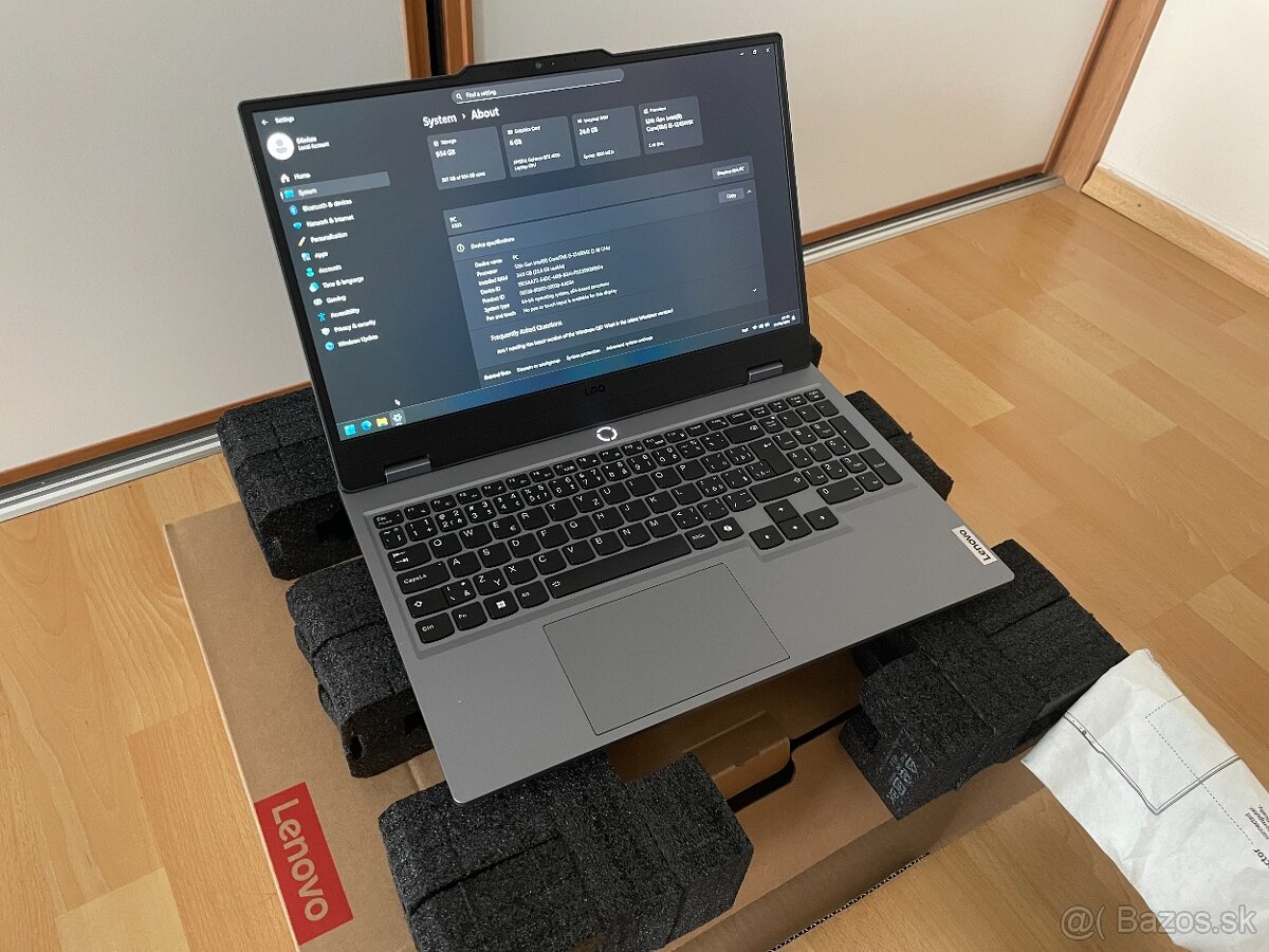 Herný Lenovo LOQ i5-12450HX / RTX 4050 / 24GB RAM / 144Hz