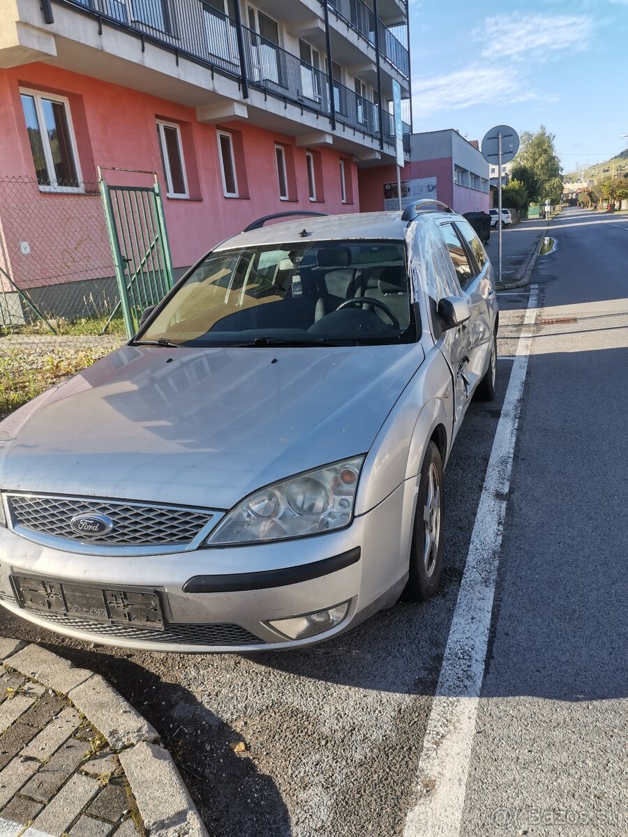 Rezervované Ford Mondeo MK3 2.0 TDCi 85 kW.