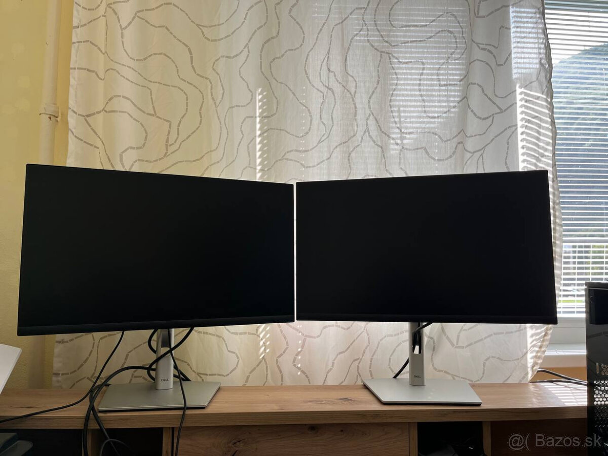 Predam 2x monitor Dell P2422H a dokovaciu stanicu Dell WD19S