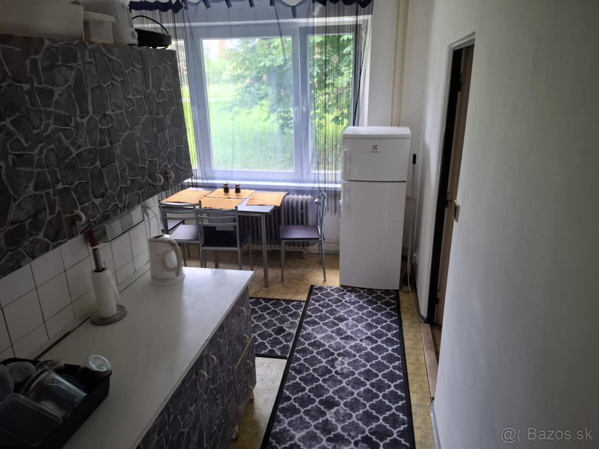 Prenájom, 2,5i bytu, Slnečná ul., Fončorda, Banská Bystrica.