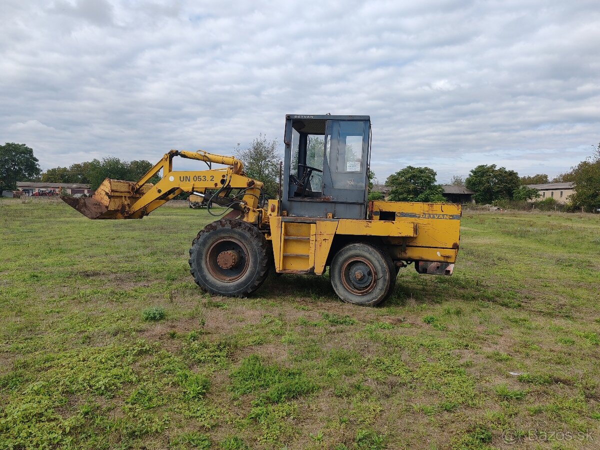 Nakladač Hon UN053.2