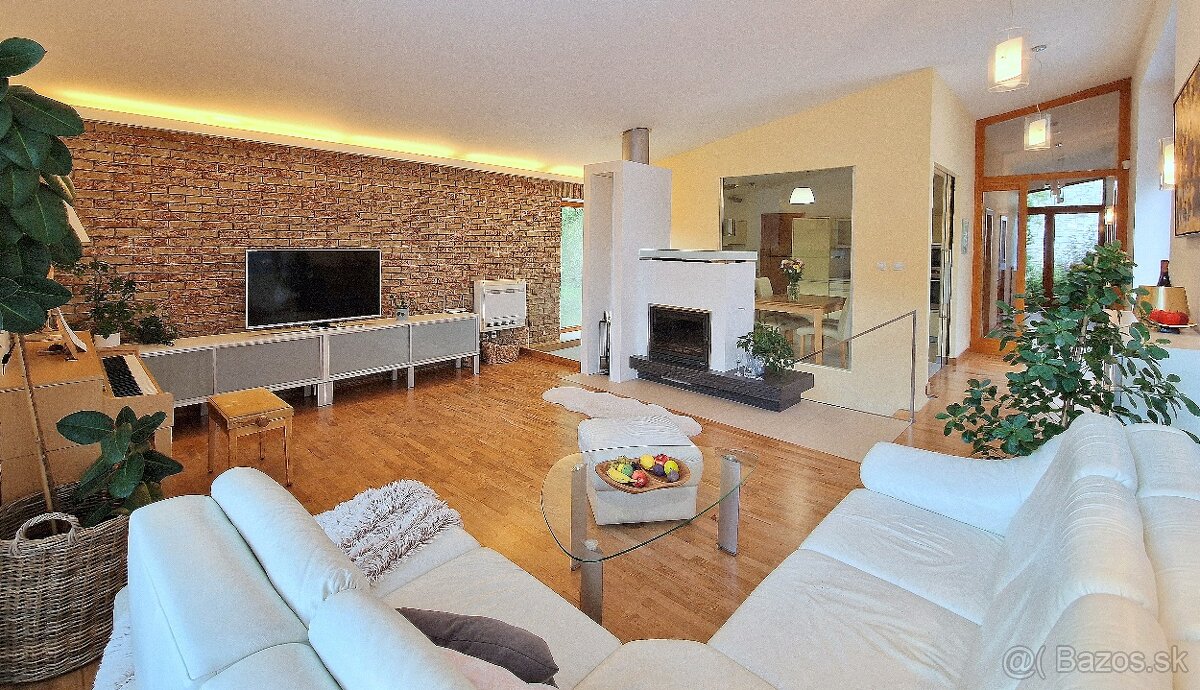 Dom pri lese, súkromie, luxusné bývanie Podhradová