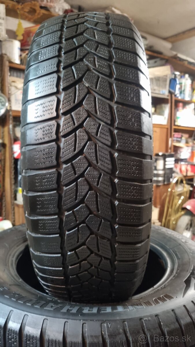 Zimne pneumatiky 195/65/15 Firestone