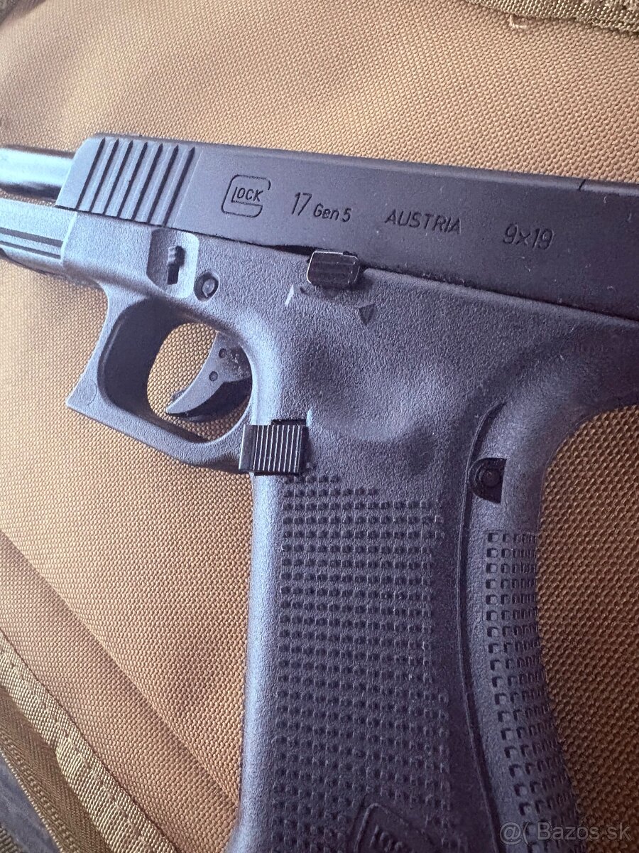 Pištoľ co2 glock 17 gen5 MOS
