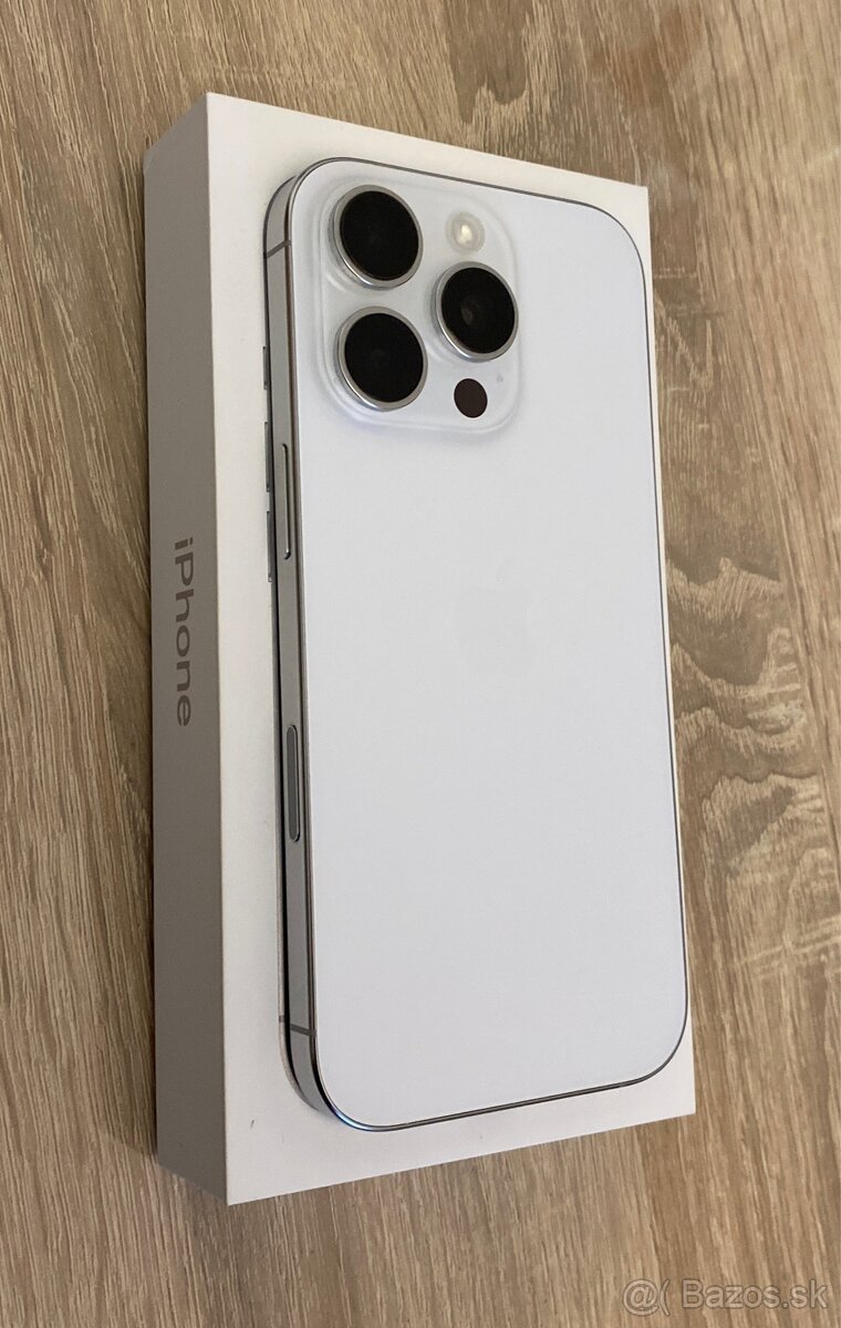 iPhone 16 pro Titanium white