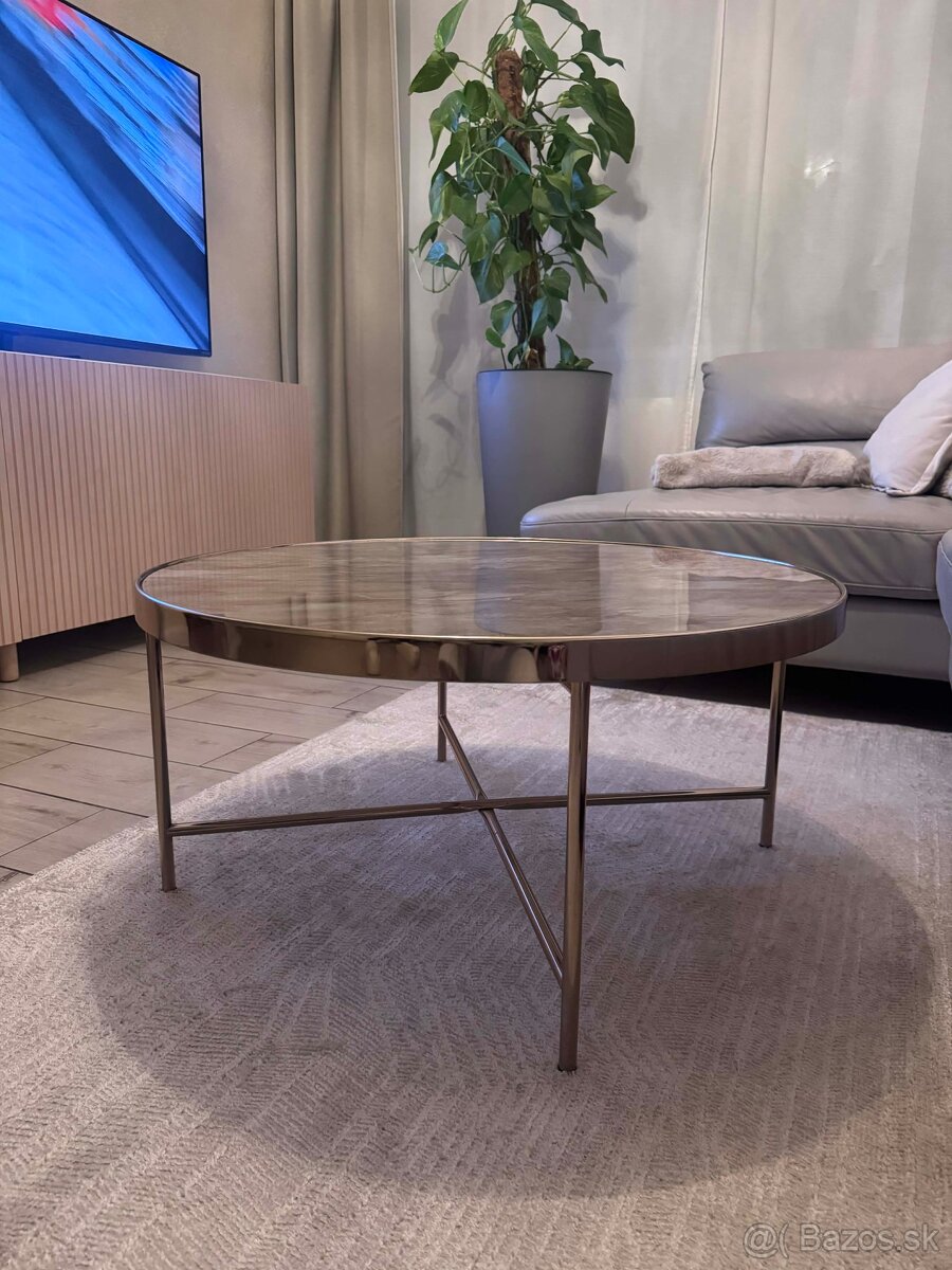 Konferenčný stolík