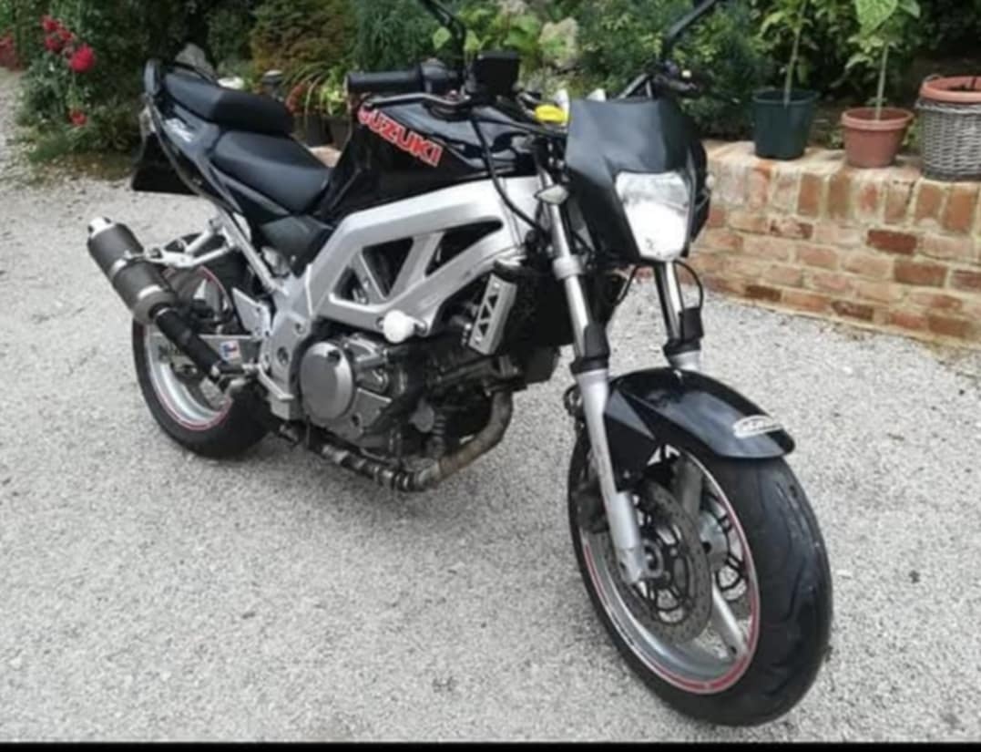 Suzuki sv 650 rok v. 2003