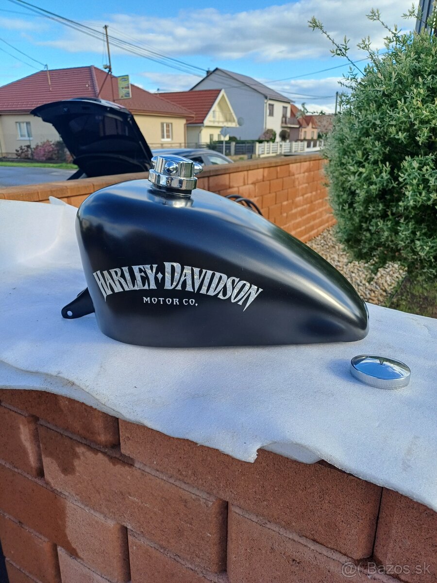 Harley nádrž diely