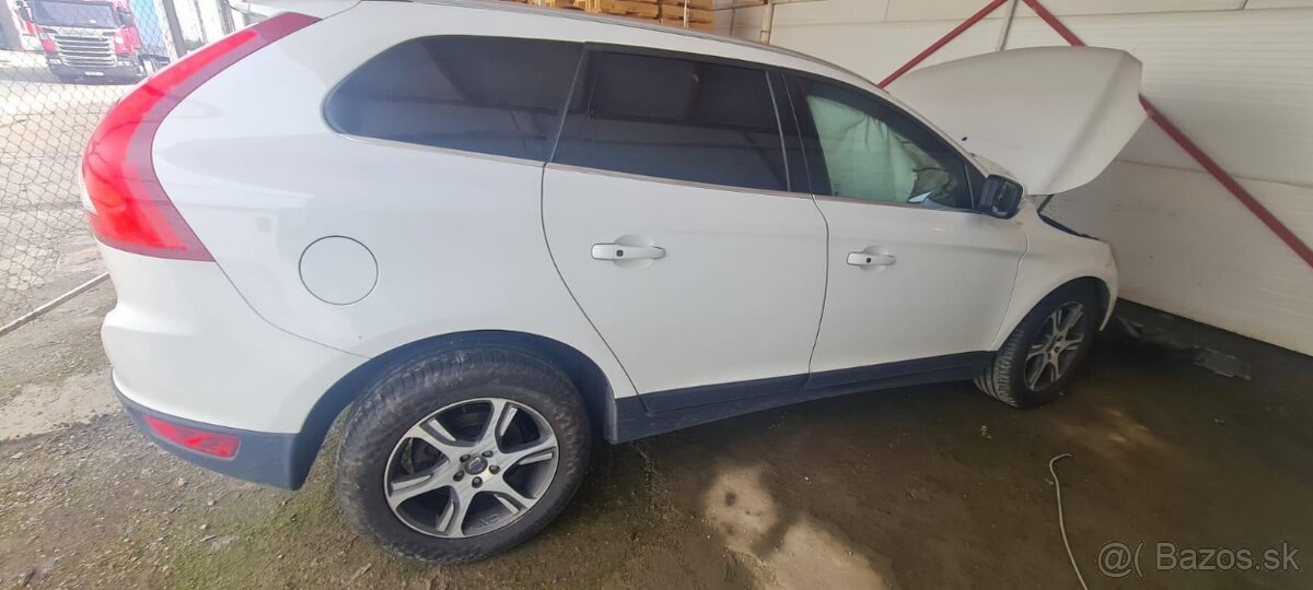 rozpredam volvo xc60 I 2008-2016 motor D5244T17